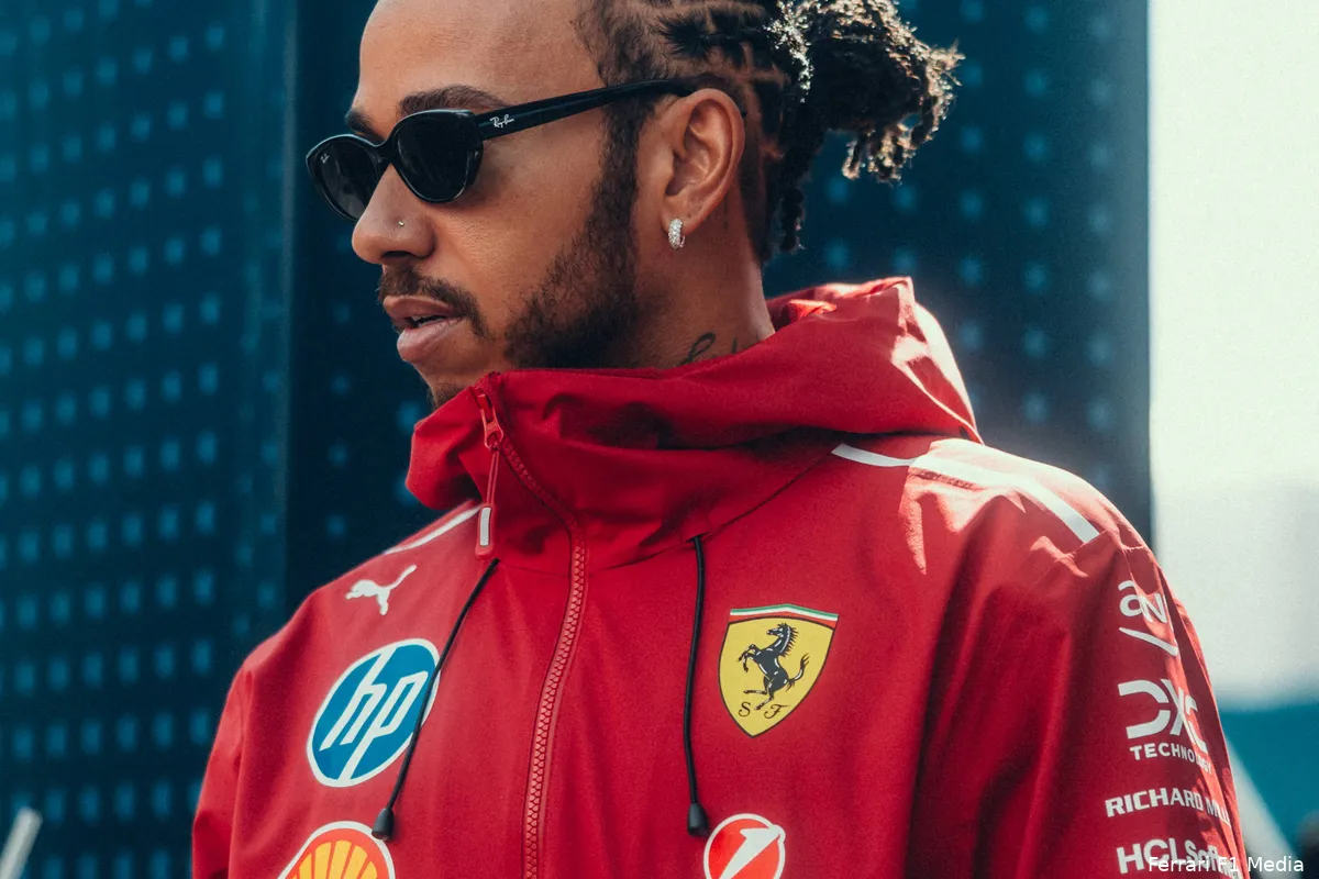 lewis-hamilton-mexico-2025-vrijdag-ferrari