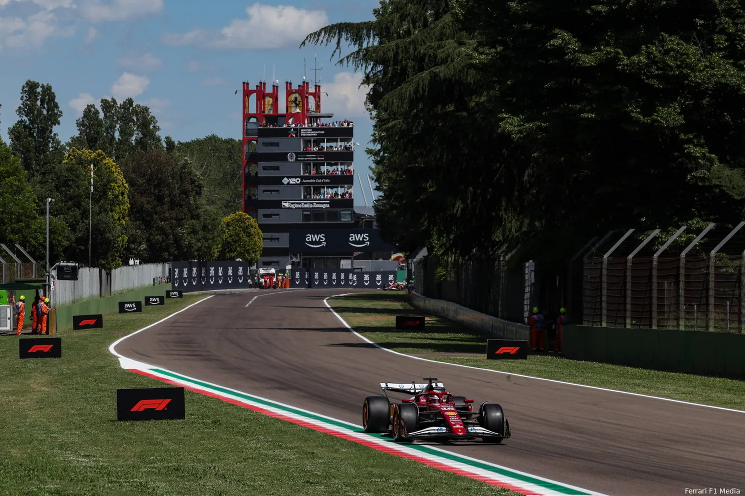ferrari charles leclerc gp emilia romagna imola 2025 zondag 3