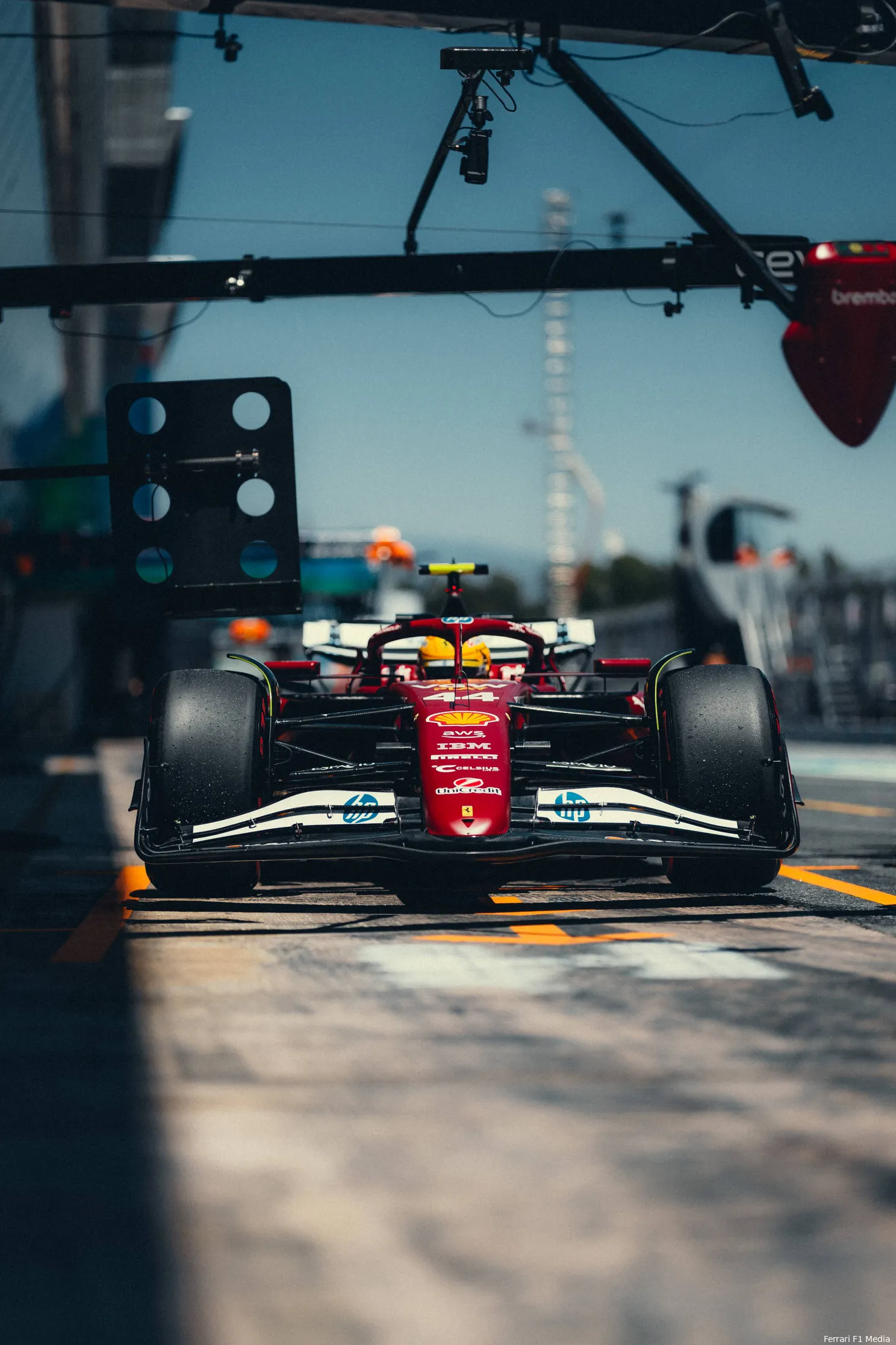 lewis hamilton barcelona zaterdag 2025 ferrari