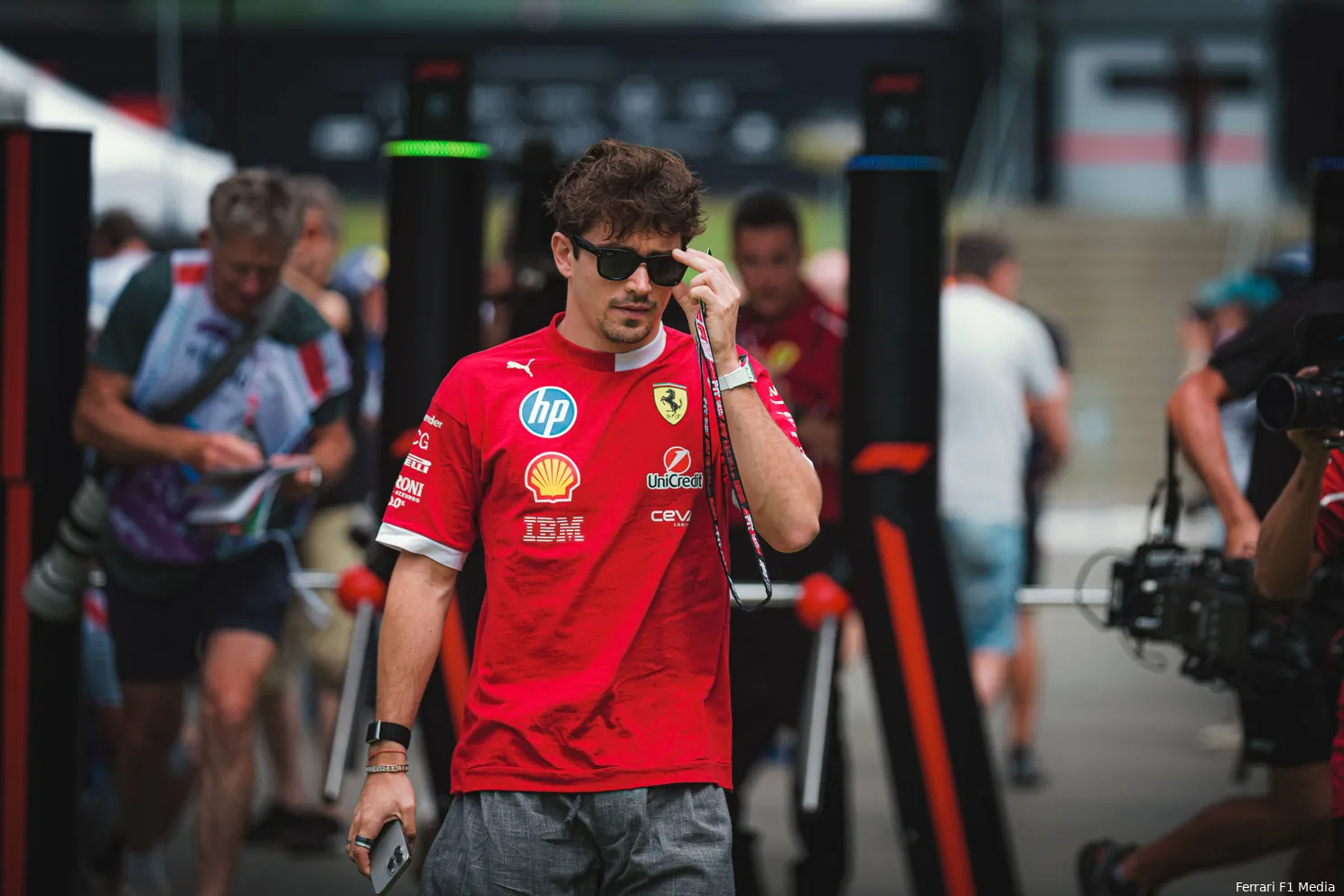 Leclerc rekent op sterk Ferrari in de race: 'Tijd om het af te maken'