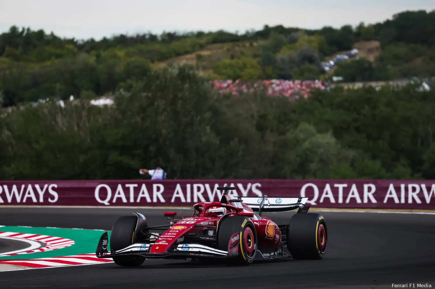 charles-leclerc-ferrari-gp-hongarije-2025-zondag-3