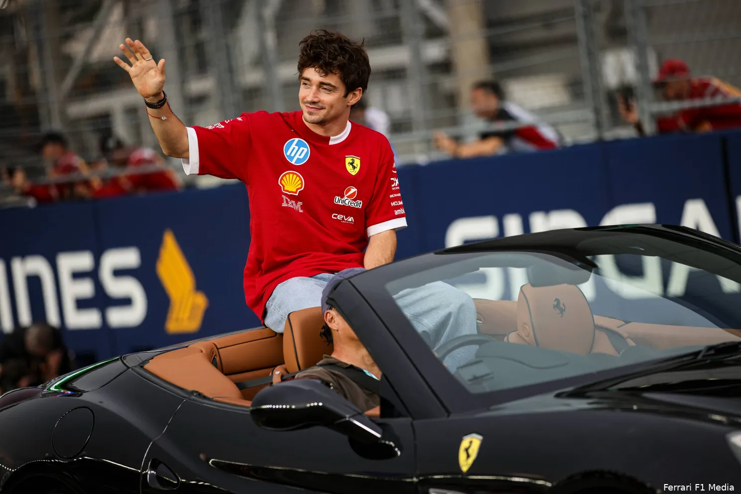 charles-leclerc-ferrari-gp-singapore-2025-zondag-4