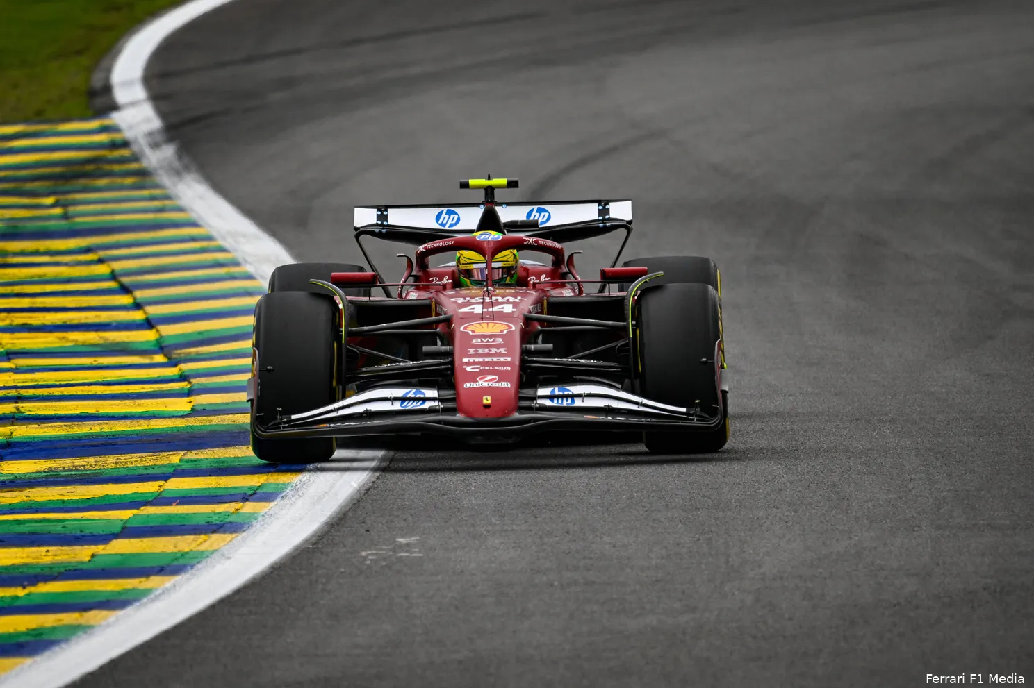 lewis-hamilton-ferrari-gp-sao-paulo-brazilie-2025-zondag-2
