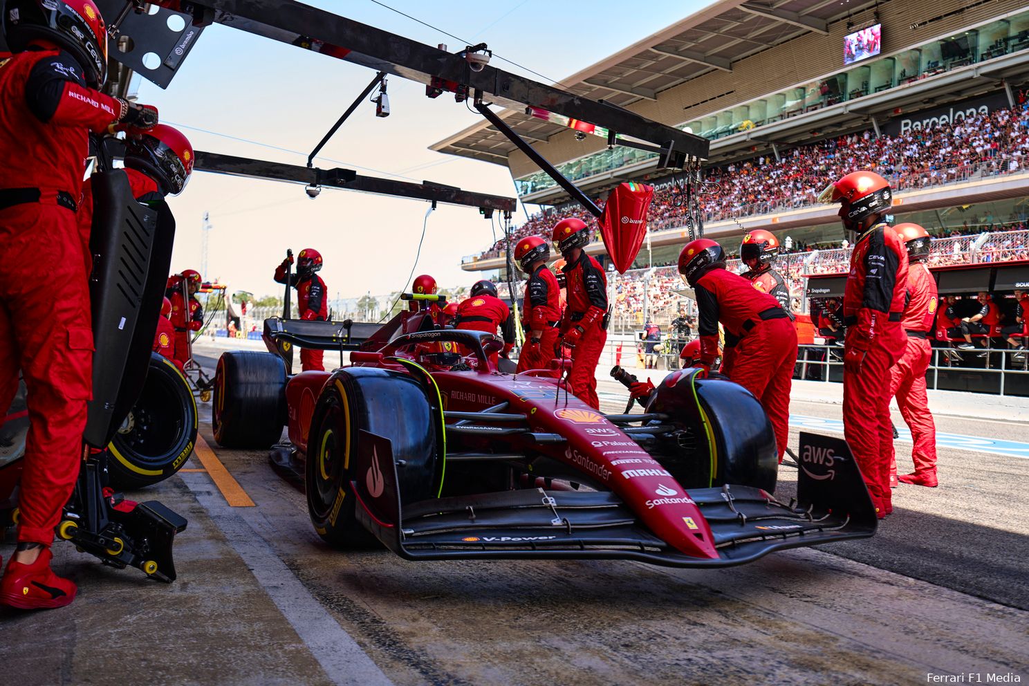 F1 Techniek | Barcelona upgrades: Ferrari, Red Bull, of misschien Mercedes het meest opgeschoten?