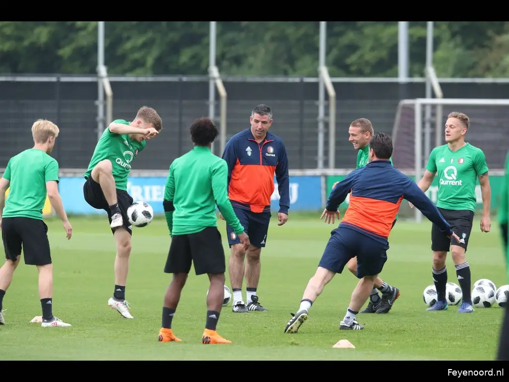 Feyenoord sluit seizoen voor het laatst af op Varkenoord