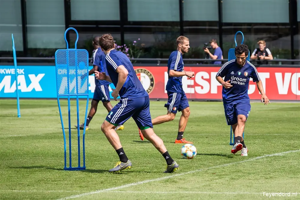 Nieuwe trainingslijnen Feyenoord verkrijgbaar