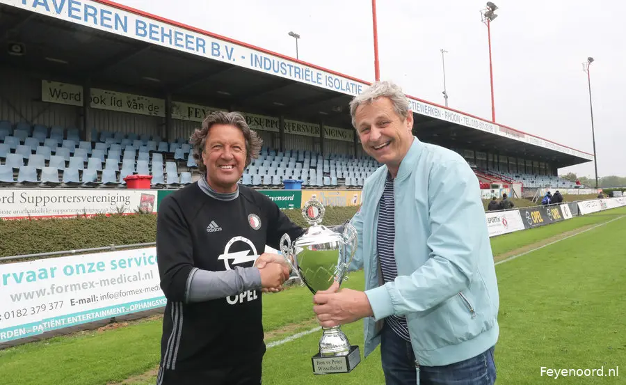 Wijnstekers winnaar van poule in Wedstrijdmagazine