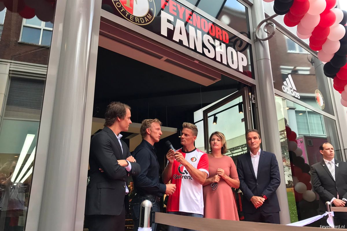 Dirk Kuyt opent nieuwe Feyenoord Fanshop