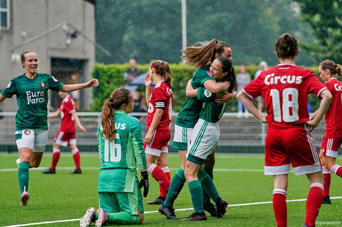Feyenoord Vrouwen 1 winnen eerste duel ooit