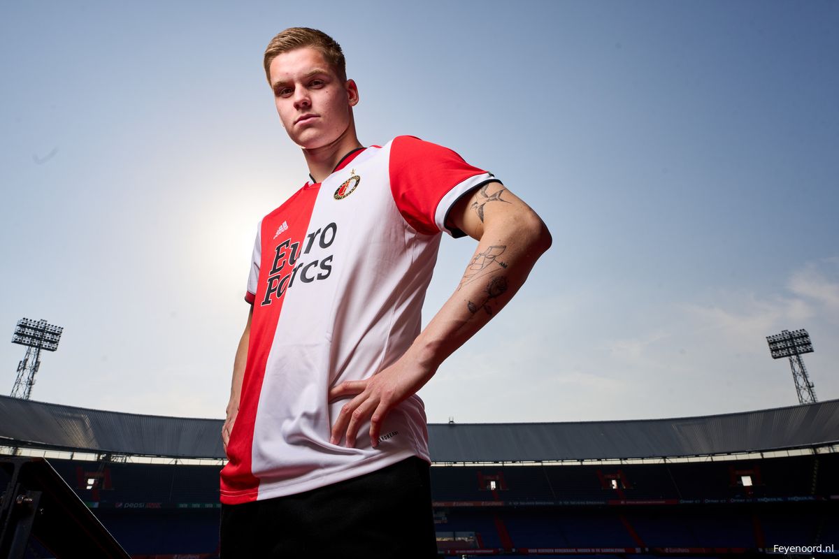 Hendriks langer bij Feyenoord: ''Bij deze club wil ik slagen''