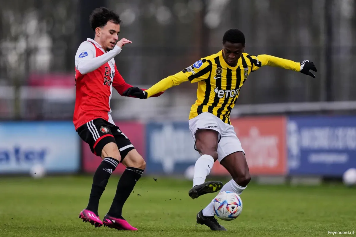 Feyenoord wint oefenwedstrijd van Vitesse