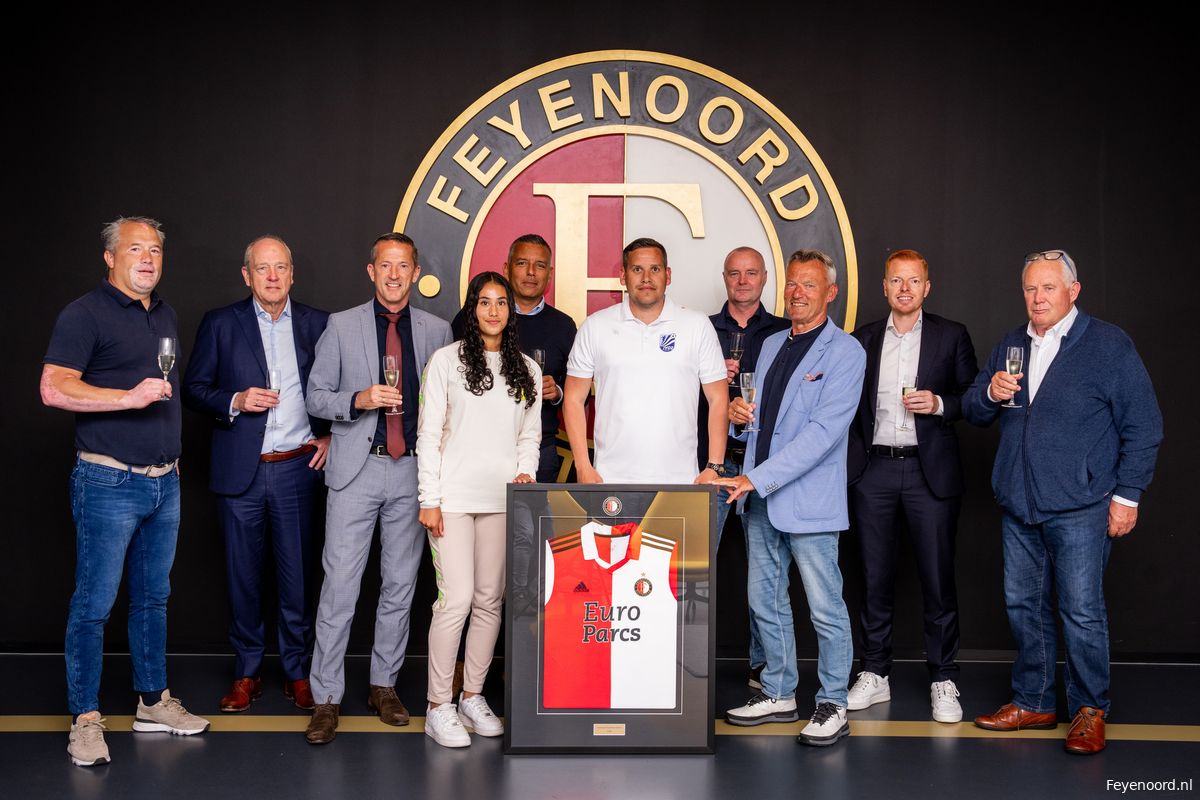 Feyenoord Academy gaat samenwerking aan met JVOZ