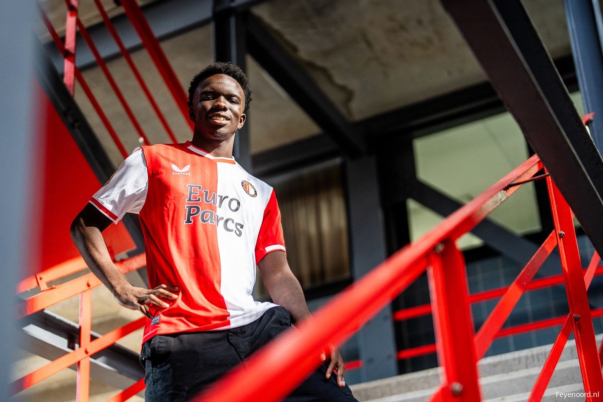 Officieel: Feyenoord neemt Korede Osundina over