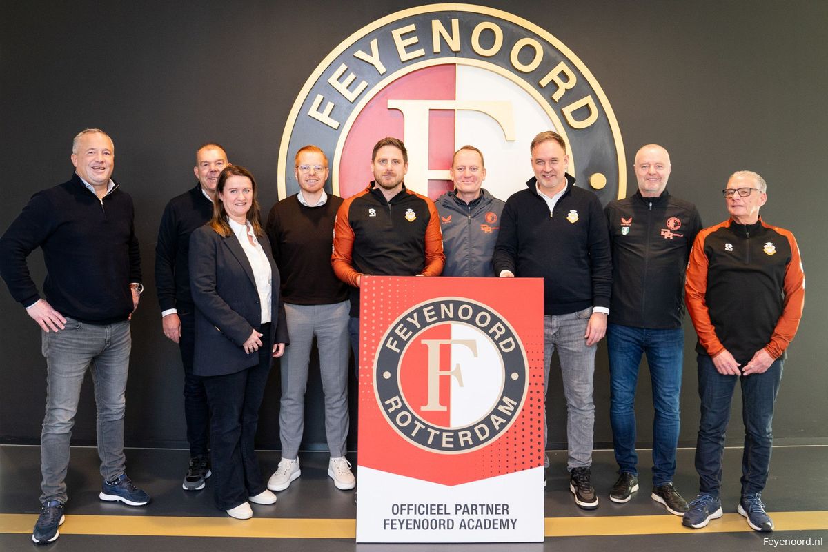 Feyenoord Academy verlengt partnerschap met RBC