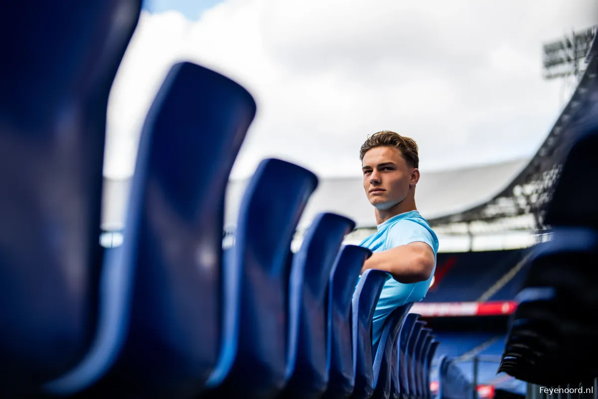 Officieel: Academy-keeper Oier Zon tekent eerste contract