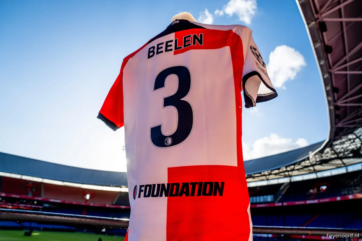 Feyenoord Foundation op wedstrijdshirt tijdens Champions League-campagne