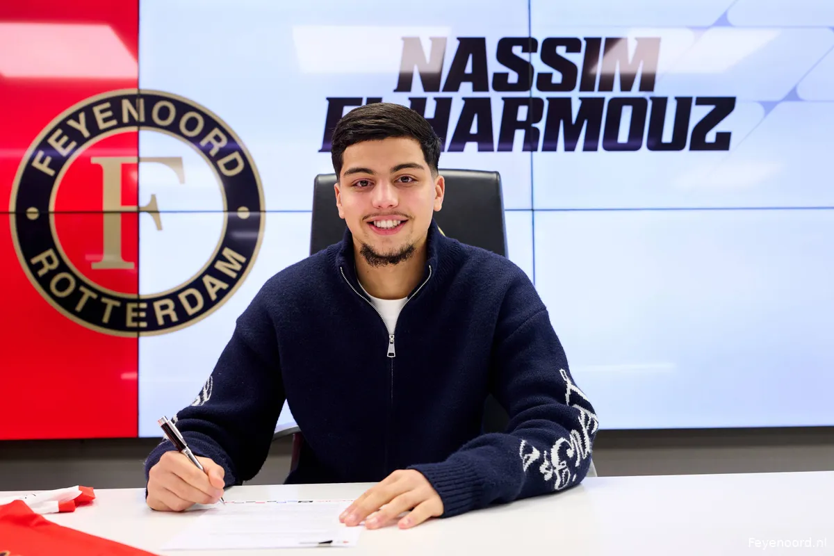 b8c54dbd9883b47a36d615b7700af6be9c066b93-8154x5436