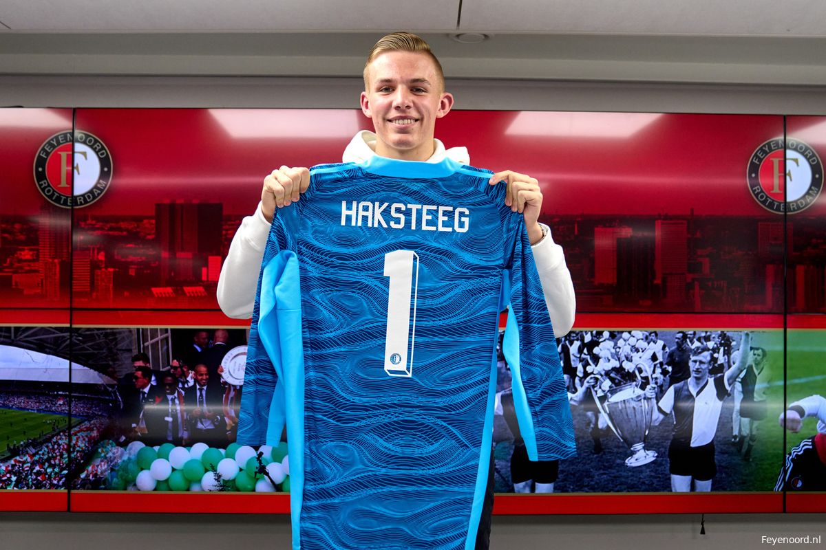 Eerste contract voor Academy-keeper Tim Haksteeg