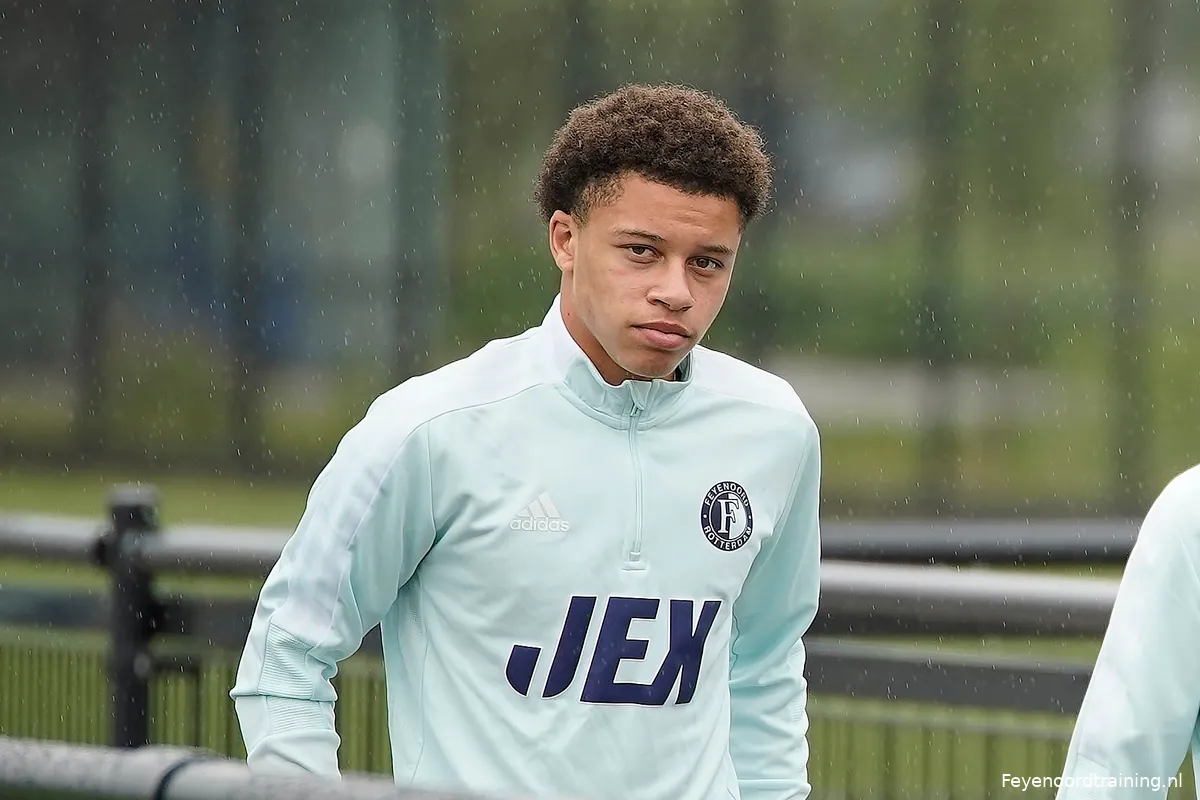 Feyenoord bevestigt komst aanvaller Nesta Zahui