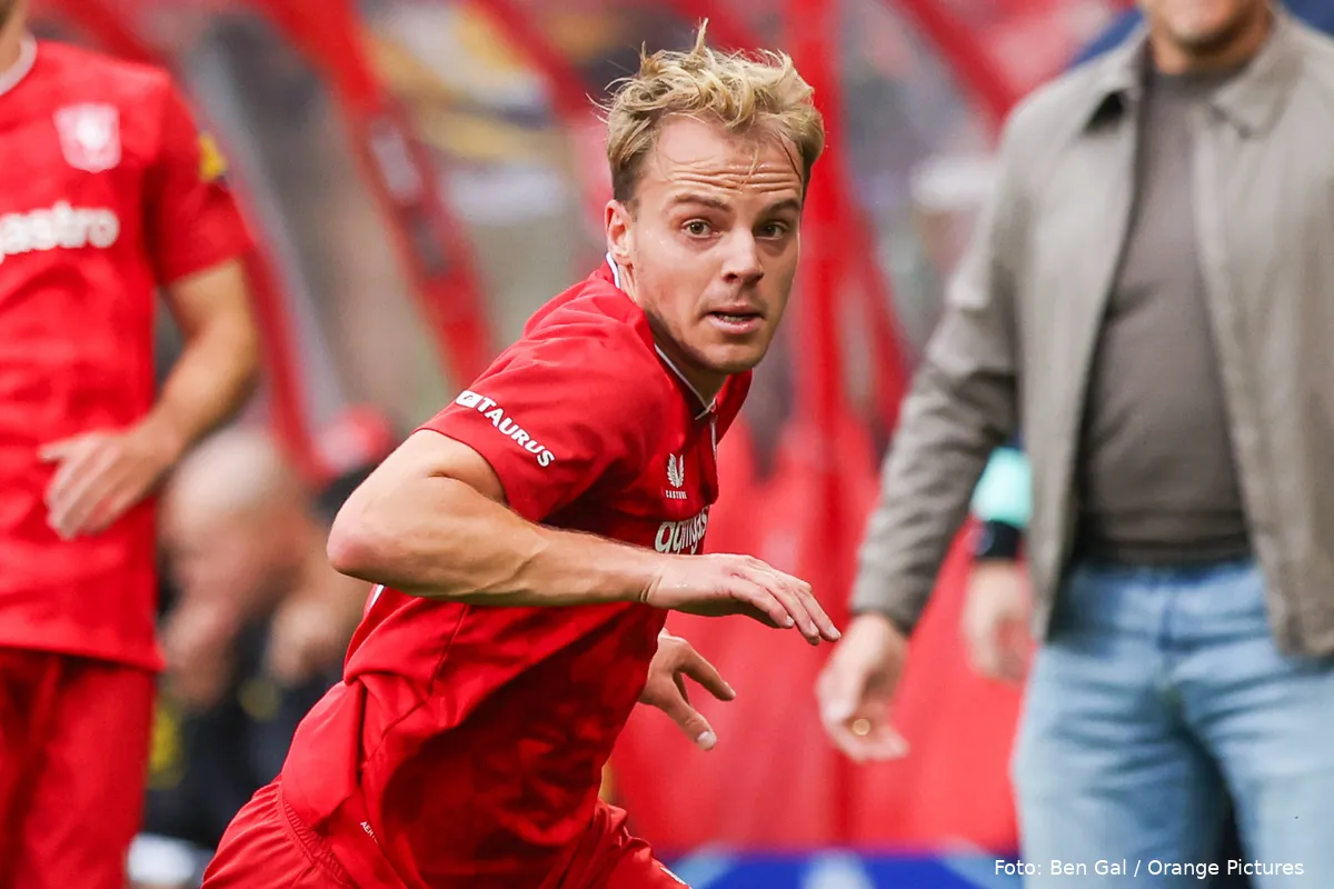thomas-van-den-belt-close-up-fc-twente-udinese-2025-2026