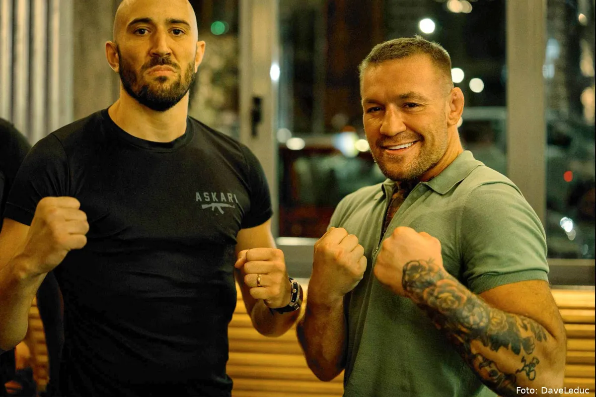 Conor McGregor strikt vechtmachine voor blotevuistorganisatie - knokken zonder regels!