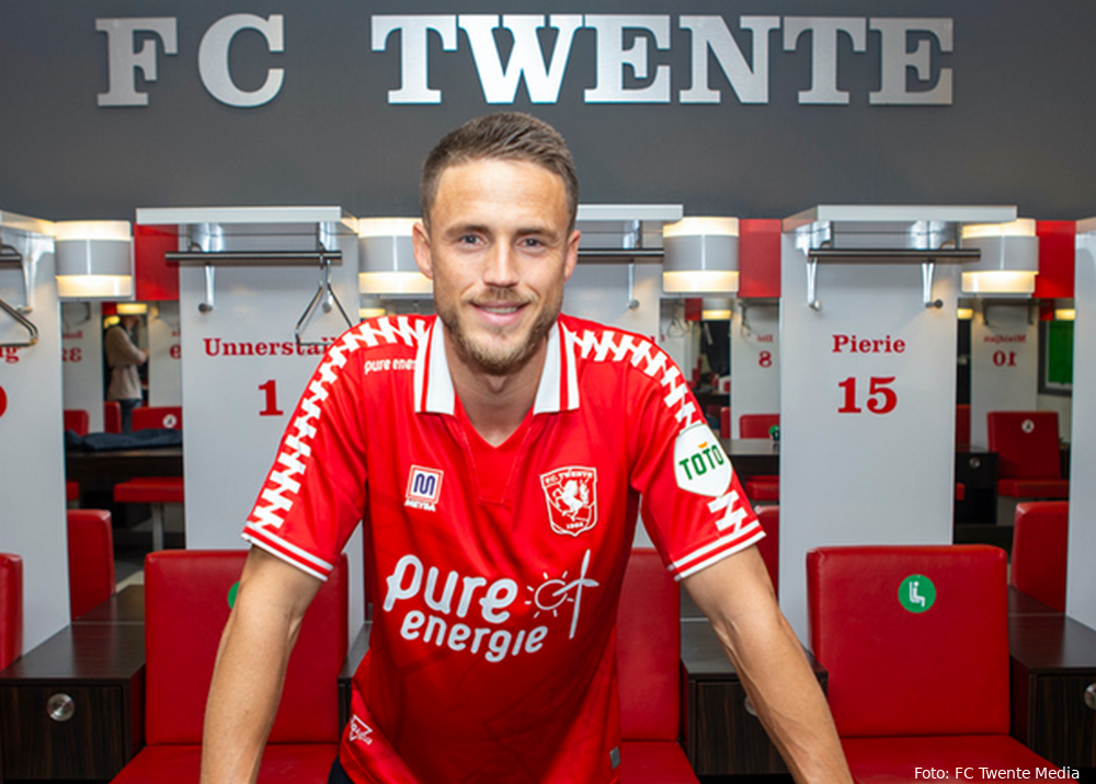 DONE DEAL: Van Wolfswinkel gepresenteerd bij FC Twente!