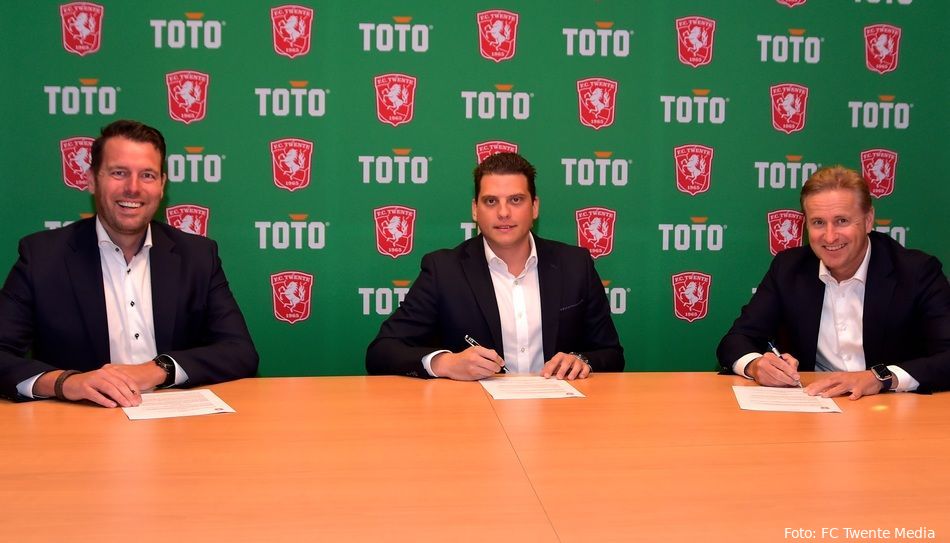Done deal! FC Twente en TOTO ondertekenen meerjarig contract