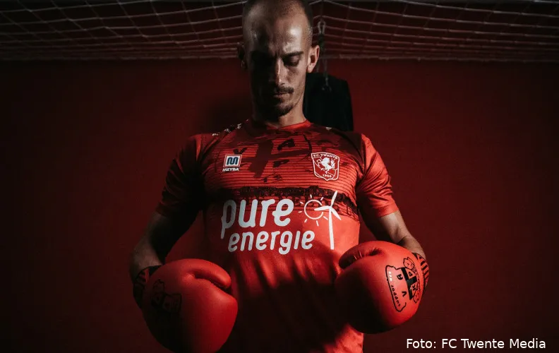 UPDATE: Exclusieve opwarmshirts  zijn UITVERKOCHT