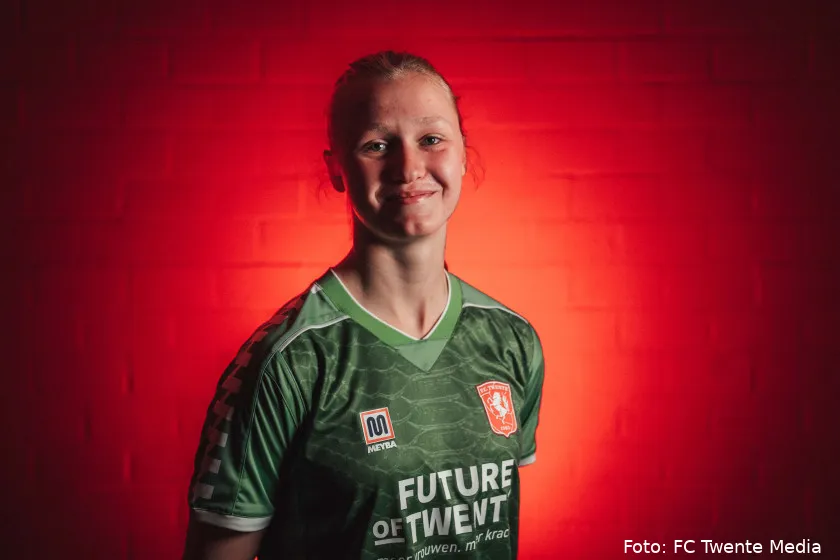 DONE DEAL: Ajax-goalie tekent meerjarig contract bij FC Twente (v)