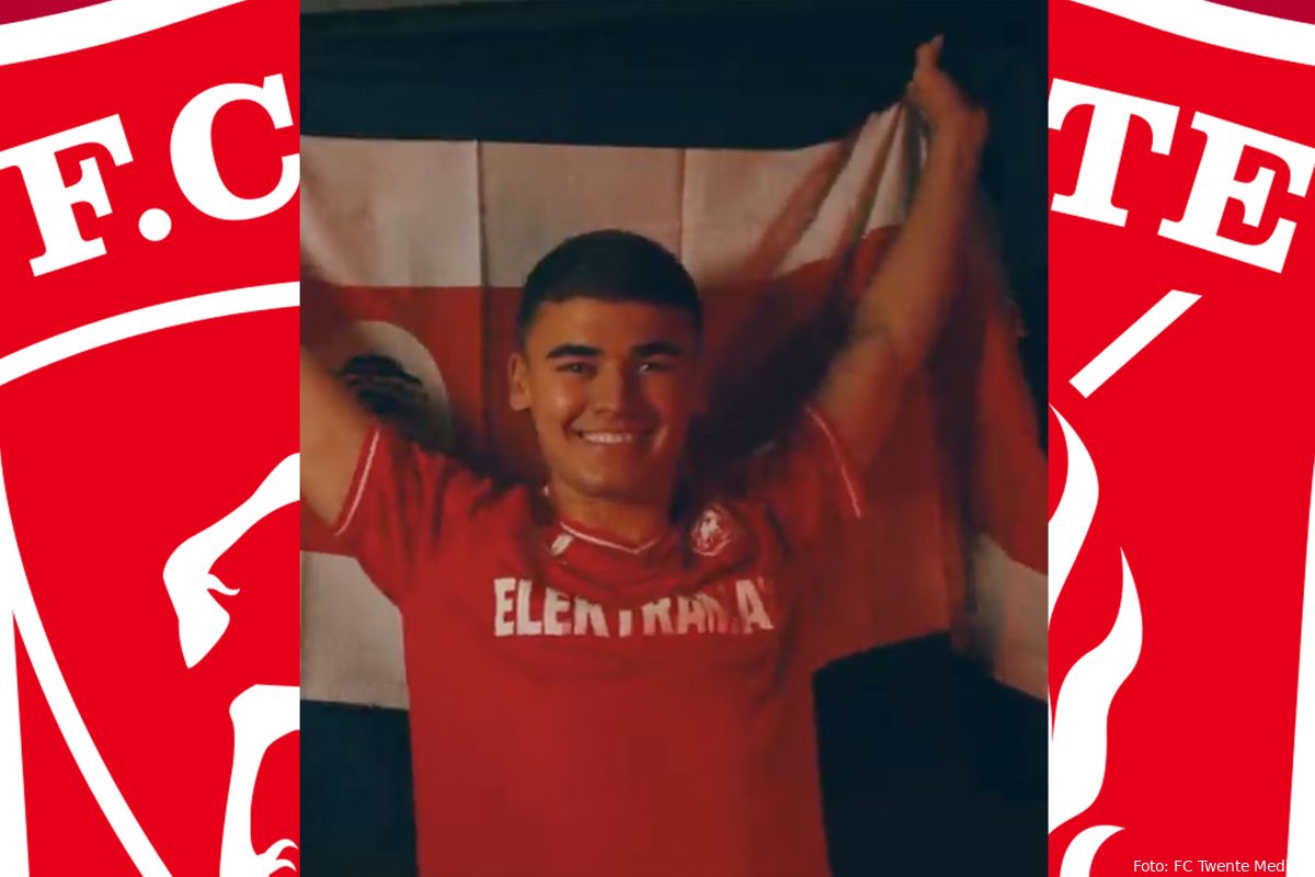 Video | Ugalde schittert met Costa Ricaanse vlag in nieuw thuisshirt: Vamos!