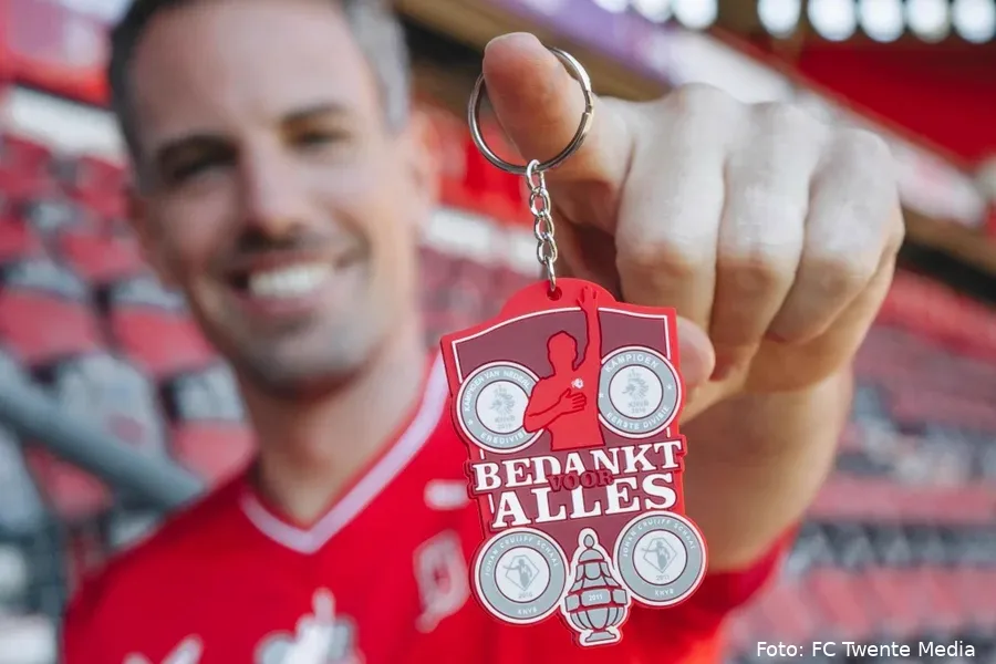 Supporters krijgen twee cadeautjes bij afscheidswedstrijd Wout Brama