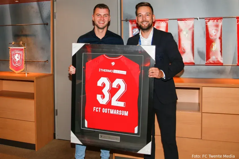 Ambitieus FCT Ootmarsum 32e officiële supportersvereniging FC Twente