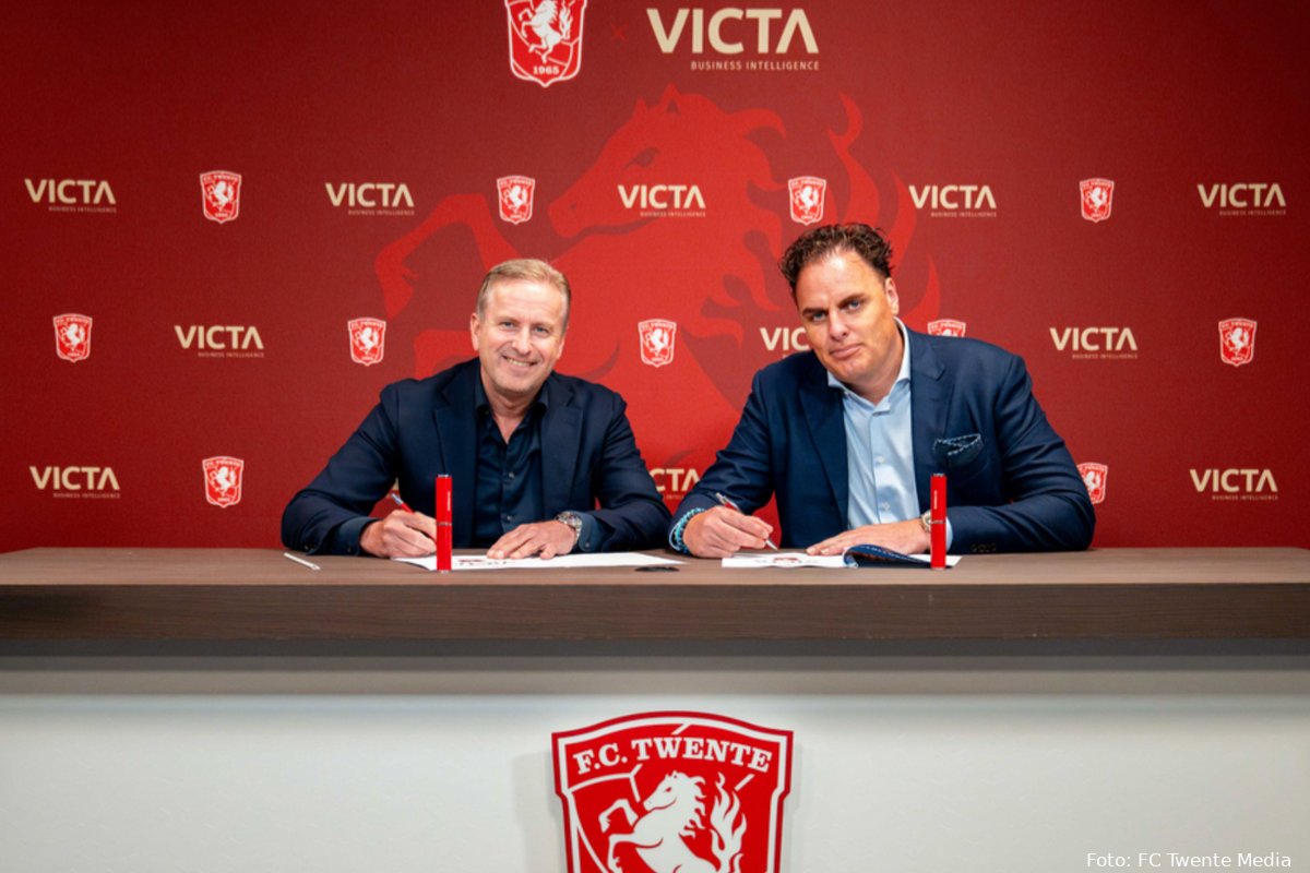 FC Twente presenteert nieuwe grote sponsor Victa