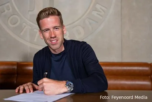 gijs smal tekent contract bij feyenoord 2024