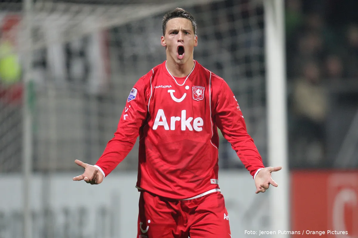 marko arnautovic juicht ado fc twente 2008 2009