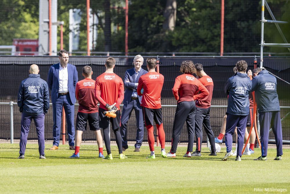 FOTO'S EN VIDEO: 'VAR-momentje' tijdens laatste training FC Twente