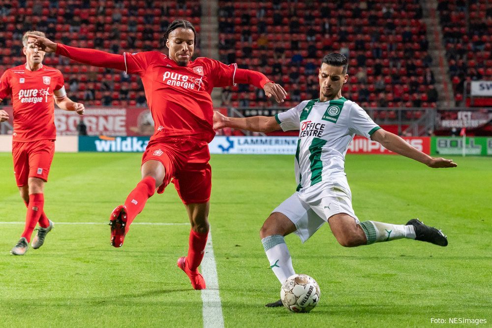 Ebuehi geniet bij FC Twente: "Er kunnen hier mooie dingen gebeuren"
