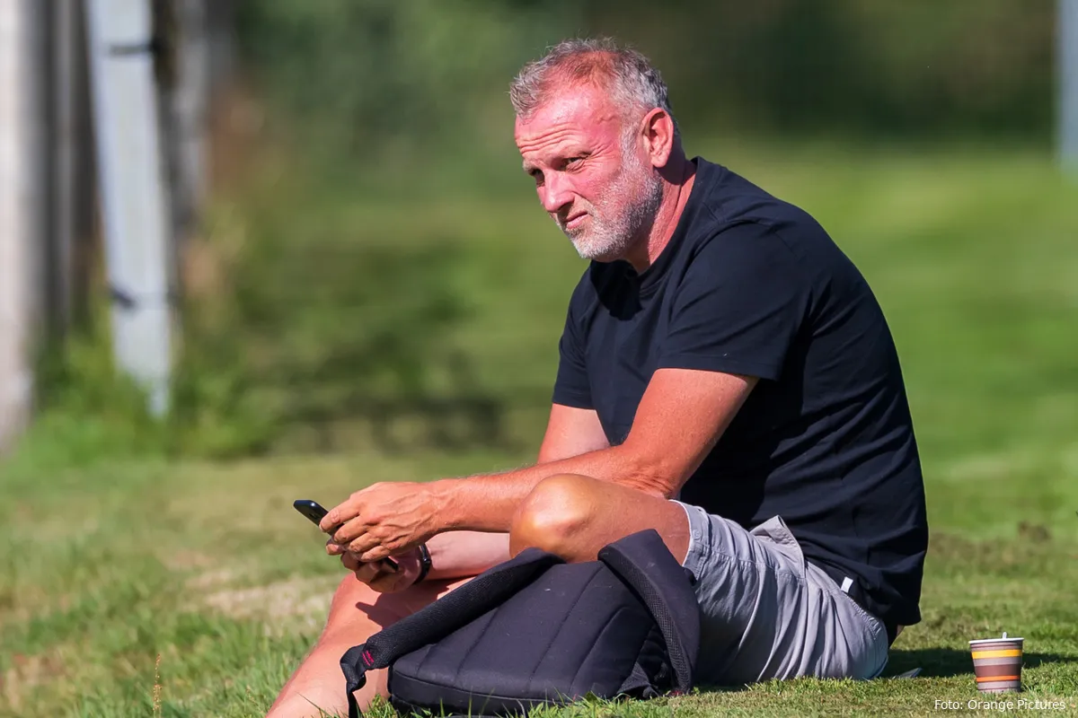Ten Voorde maakt zich grote zorgen over FC Twente: "Ik vind dat ongelooflijk"