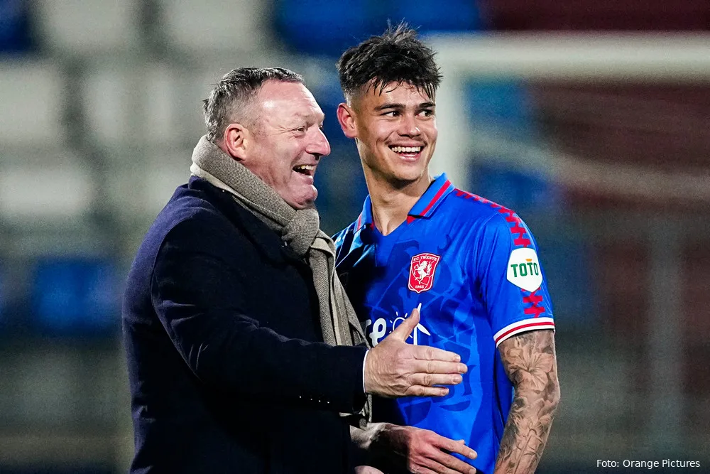 Ook Ajax en PSV zijn gewaarschuwd: "Wij laten spelers niet zomaar gaan"