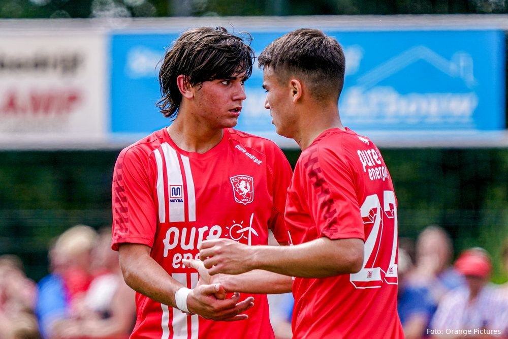 FC Twente verslaat Heracles tijdens besloten oefenduel in Almelo