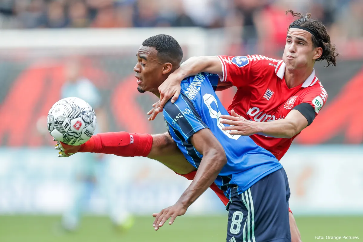Kraaij schetst: "Ajax biedt 18 miljoen voor Zerrouki en dan ben je hem kwijt"