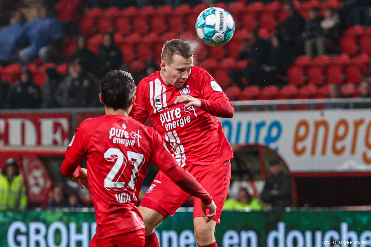 Opstelling: Jans wijzigt FC Twente op twee plekken