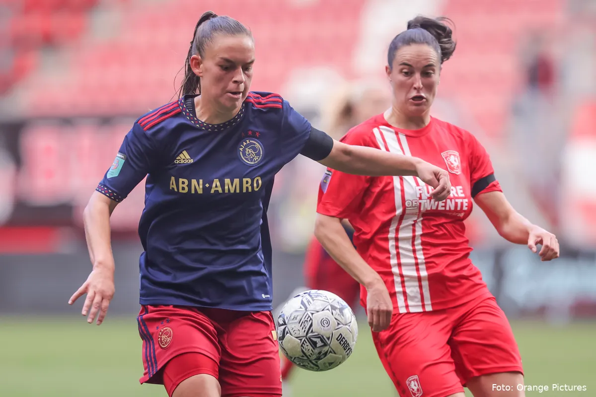 Ajax Vrouwen wint wel en nadert FC Twente in strijd om kampioenschap