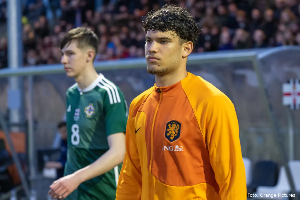 'Harde' Oranje-verdediger kan contract verwachten van FC Twente