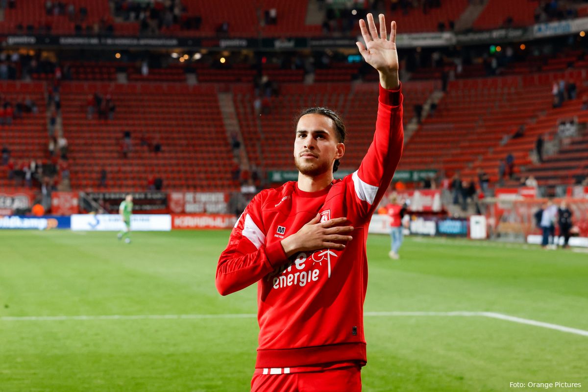 Zerrouki gaat sfeer bij FC Twente erg missen: "Maar krijg er een aardige voor terug"
