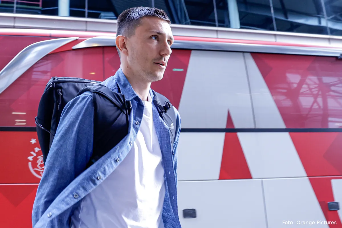 Gefrustreerde Berghuis accepteert straf voor slaan Twente-supporter