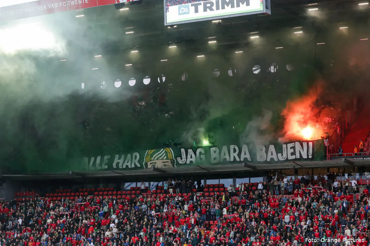 hammaby if supporters uitvak sfeeractie fakkels fc twente conference league 2023 2024 1