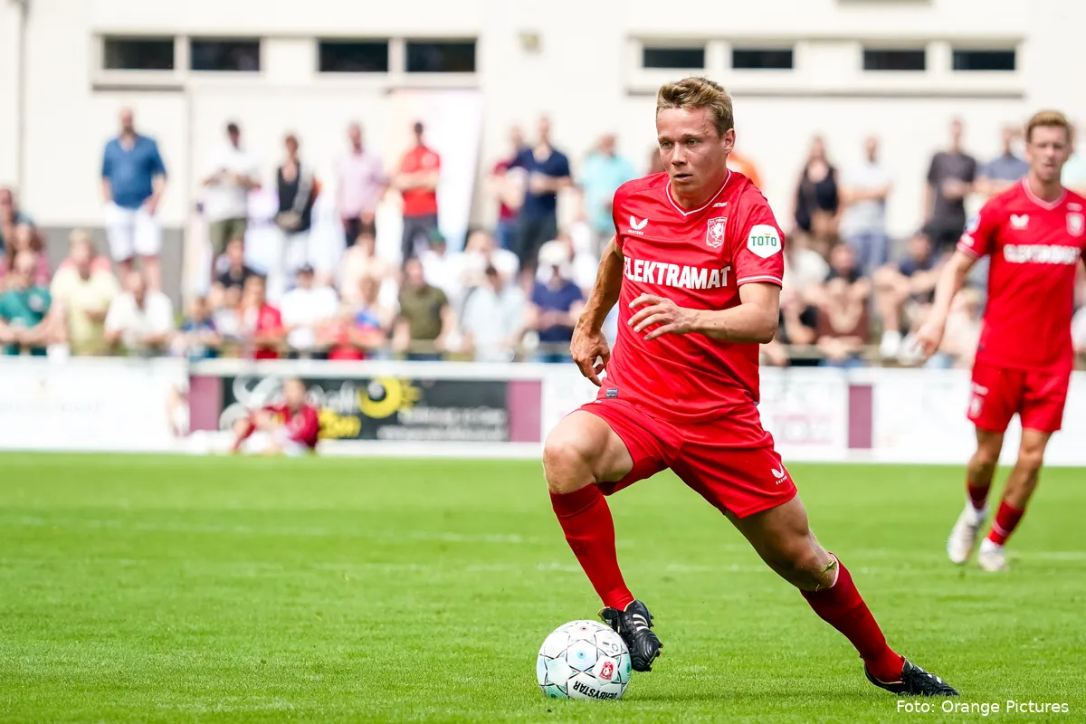 Kjolo valt positief op tijdens trainingskamp: Basisplaats tegen Hammarby in de maak?
