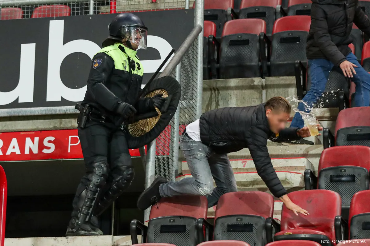 mobiele eenheid politie grolsch veste 2023 twente hammarby if