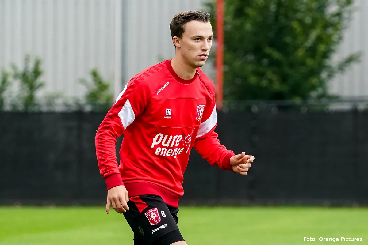 Ook Regeer mist oefenwedstrijd door lichte blessure